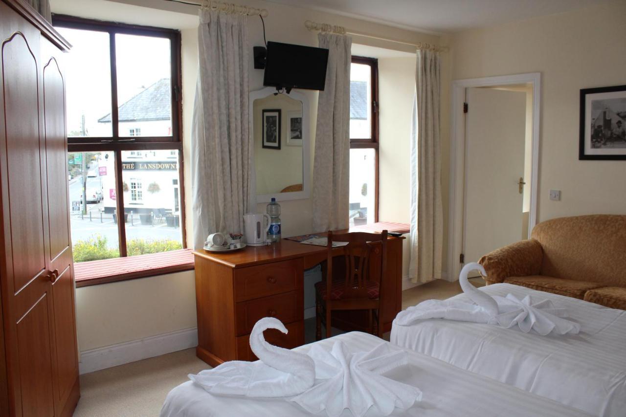 Tom Crean Base Camp - Food Drink Bed Hotel Kenmare Ngoại thất bức ảnh
